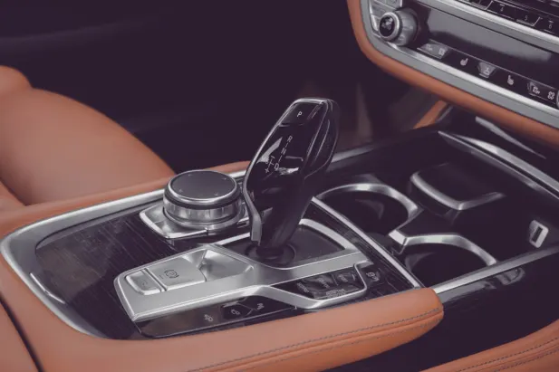 Юнислотс Казино Android/iOS приложение